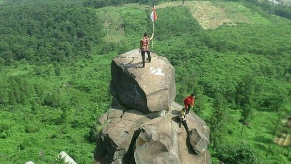 Bukit Goa Lawa Jadwaltravel.com 