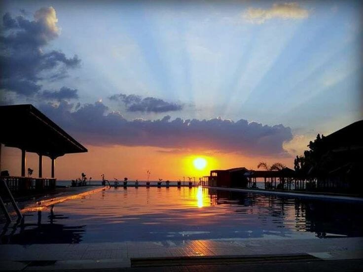 Berwisata Ke Selatan Makassar Daya Tarik Pantai Galesong Utara