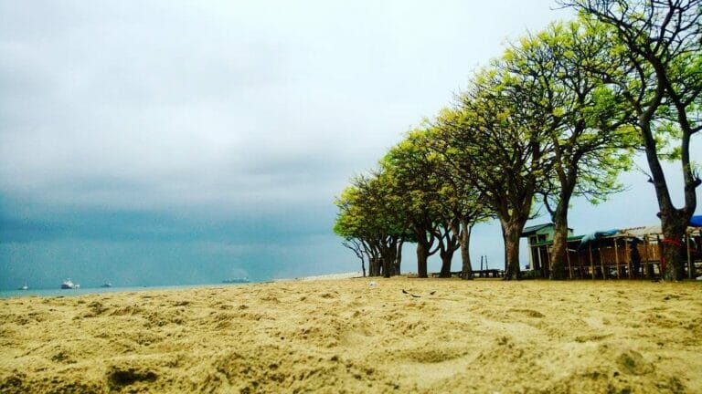 Pantai Pasir Putih Di Pulau Lae Lae